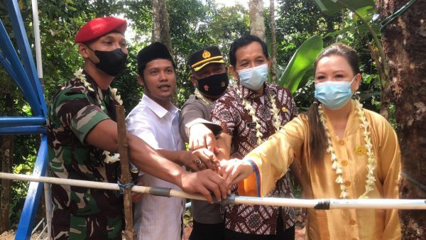 Batalyon 12 Grup 1 Kopassus resmikan Sumur Bor Air Bersih di Kampung Cipacung 2,Saruni, Majasari, Kabupaten Pandeglang