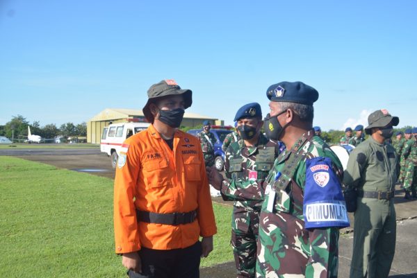 Pangkoopsud II Buka Latihan Survival Tempur Wanatirta-22