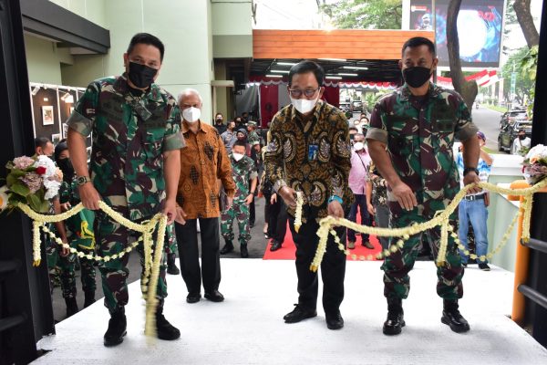 Pangdam Jaya Resmikan Area Parkir Masjid Al Ikhlas MakoRem 052/Wijayakrama