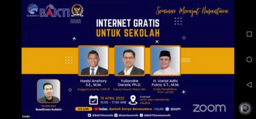 Kadisdik Provinsi Jambi Varial Adi Putra: MAsih Ada SMA yang Belum Menikmati Internet