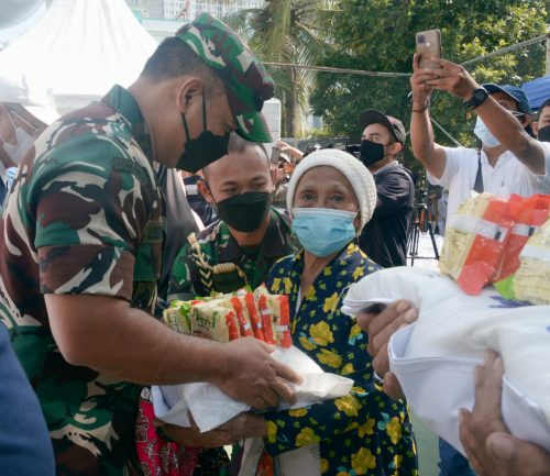 Pangdam Jaya Hadiri Kick Off Pembagian Paket Cinta Kasih Lebaran 2022