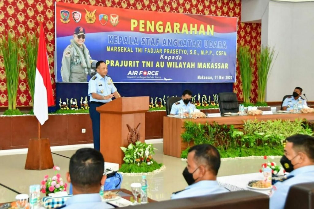 Pengarahan Kasau Kepada Prajurit TNI AU Wilayah Makassar