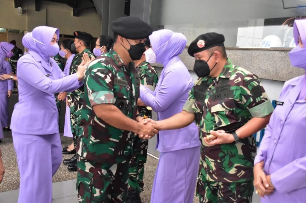 Pangdam Jaya Selaku Dankogartap I/ Jakarta: Tegakkan Disiplin dan Jaga Selalu Keluarga