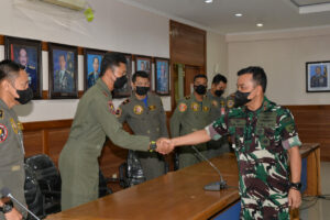 Lima Penerbang TNI AU Sandang Kualifikasi Mission Commander