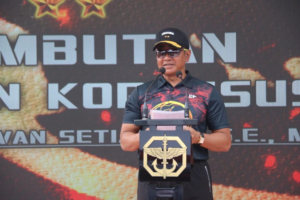 Danjen Kopassus Tutup Kopassus 1 st National Indoor Skydiving Championship