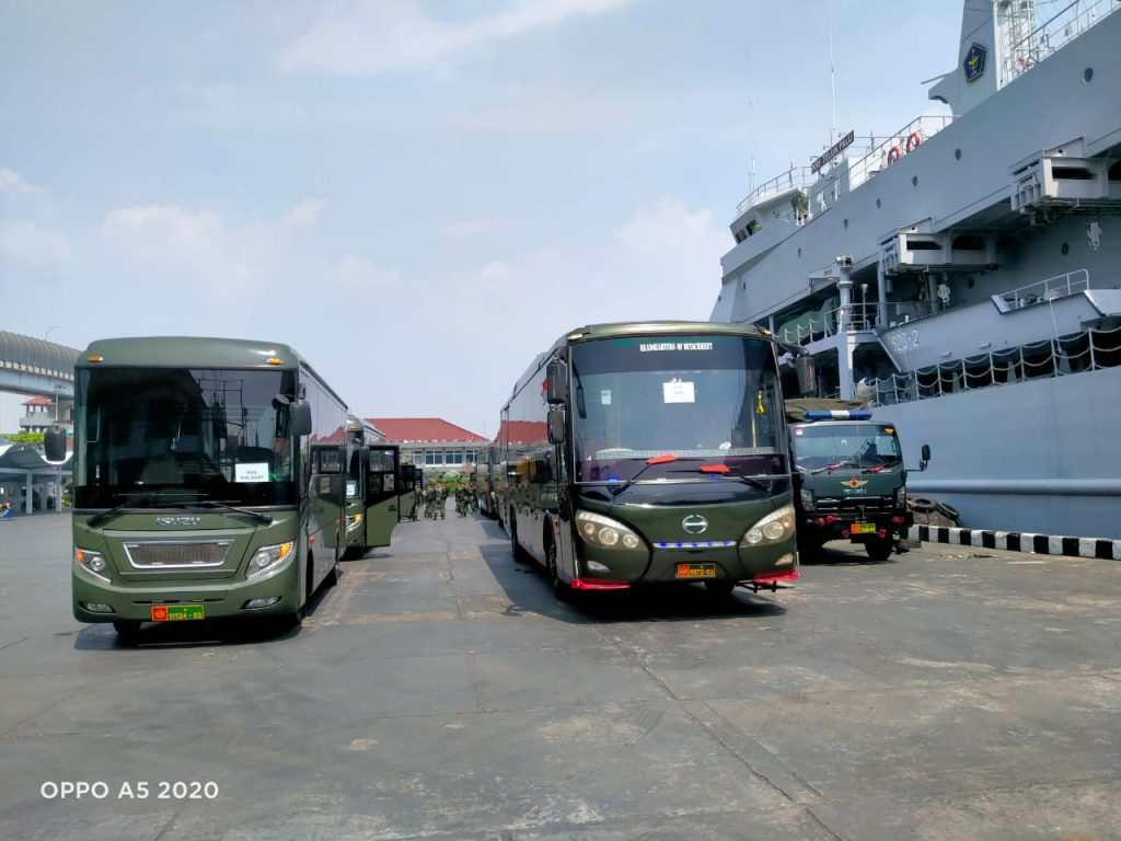 Ka Bekangdam hadiri Upacara Serpas Satgas Organik Yonif Mekanis 203 AK ke Wilayah Papua