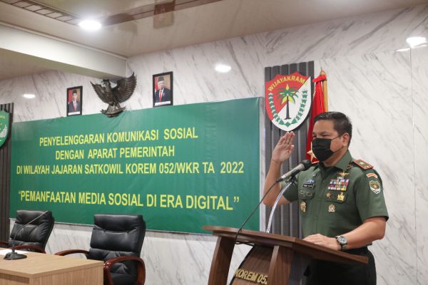 Danrem 052/WKR Ajak Aparat Pemerintah Manfaatkan Medsos Dengan Baik