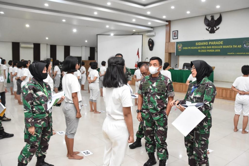 Sidang Parade Calon Bintara PK Keahlian Pria dan Reguler Wanita TNI AD TA 2022 Panda Jaya