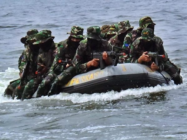 Yonmarhanlan III Laksanakan Latihan Raid Amfibi