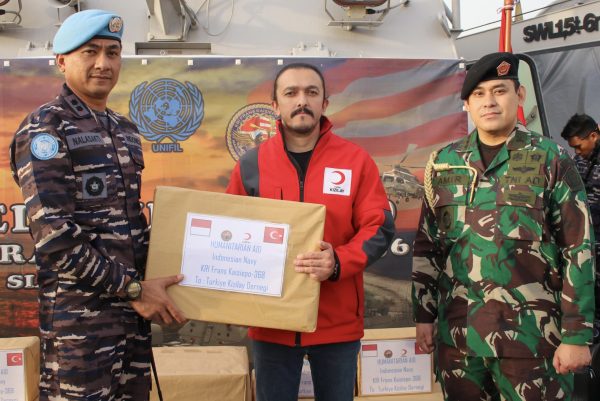 KRI Frans Kaisiepo-368 Hadir di Turki, Kirim Bantuan Kemanusiaan Dalam Rangka Confidence Building Measure