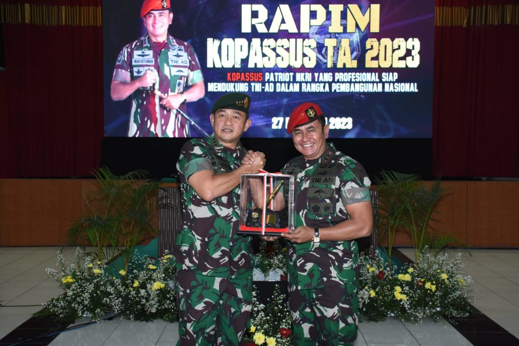 Mayjen TNI Iwan Setiawan Resmi Tutup Rapat Pimpinan Kopassus Tahun 2023