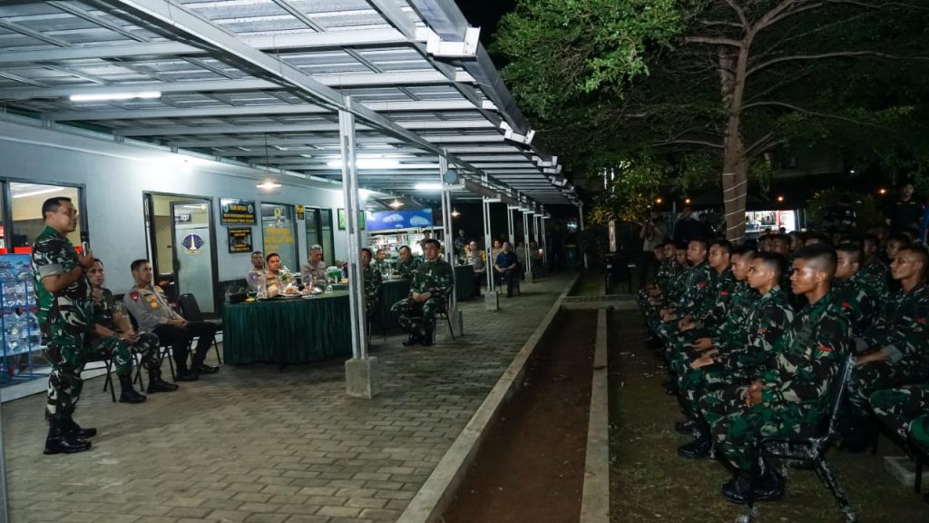 TNI - Polri Semakin Solid, Pangdam Jaya Bersama Kapolda Metro Jaya Kunjungi Yonif Mekanis 201/Jaya Yudha