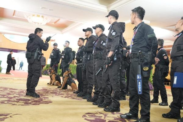 Paspampres Tameng Hidup Kepala Negara di KTT Ke-43 ASEAN Jakarta