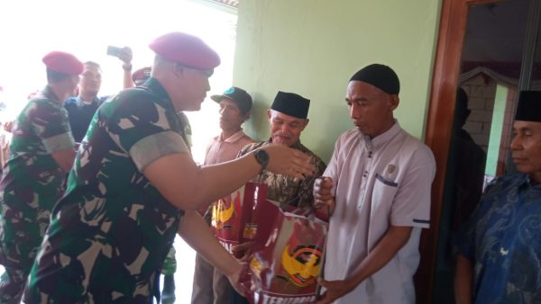 Wakil Komandan Group 2 KOPASSUS Resmikan Bedah Rumah Di Gatak