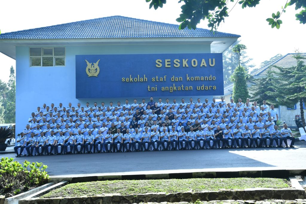 Wakasau Tutup Pendidikan Seskoau Angkatan ke-60 TP 2023