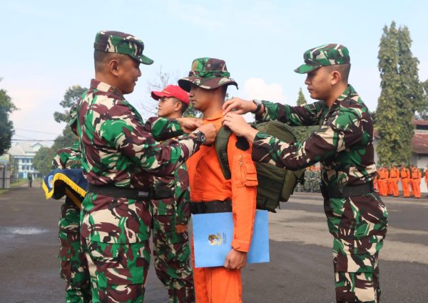 Penutupan Latihan Survival Tempur TNI AU TA 2025