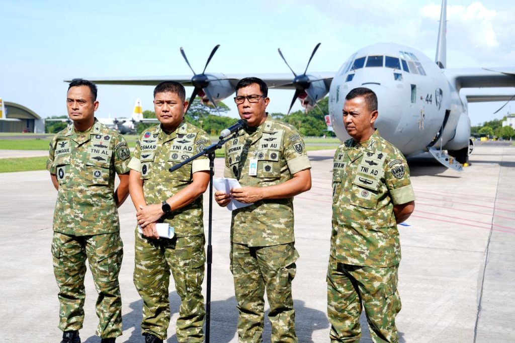 TNI Kerahkan 33.150 Personel, Bangun 20 Jembatan Bailey, dan Gelar Trauma Healing di Wilayah Terdampak